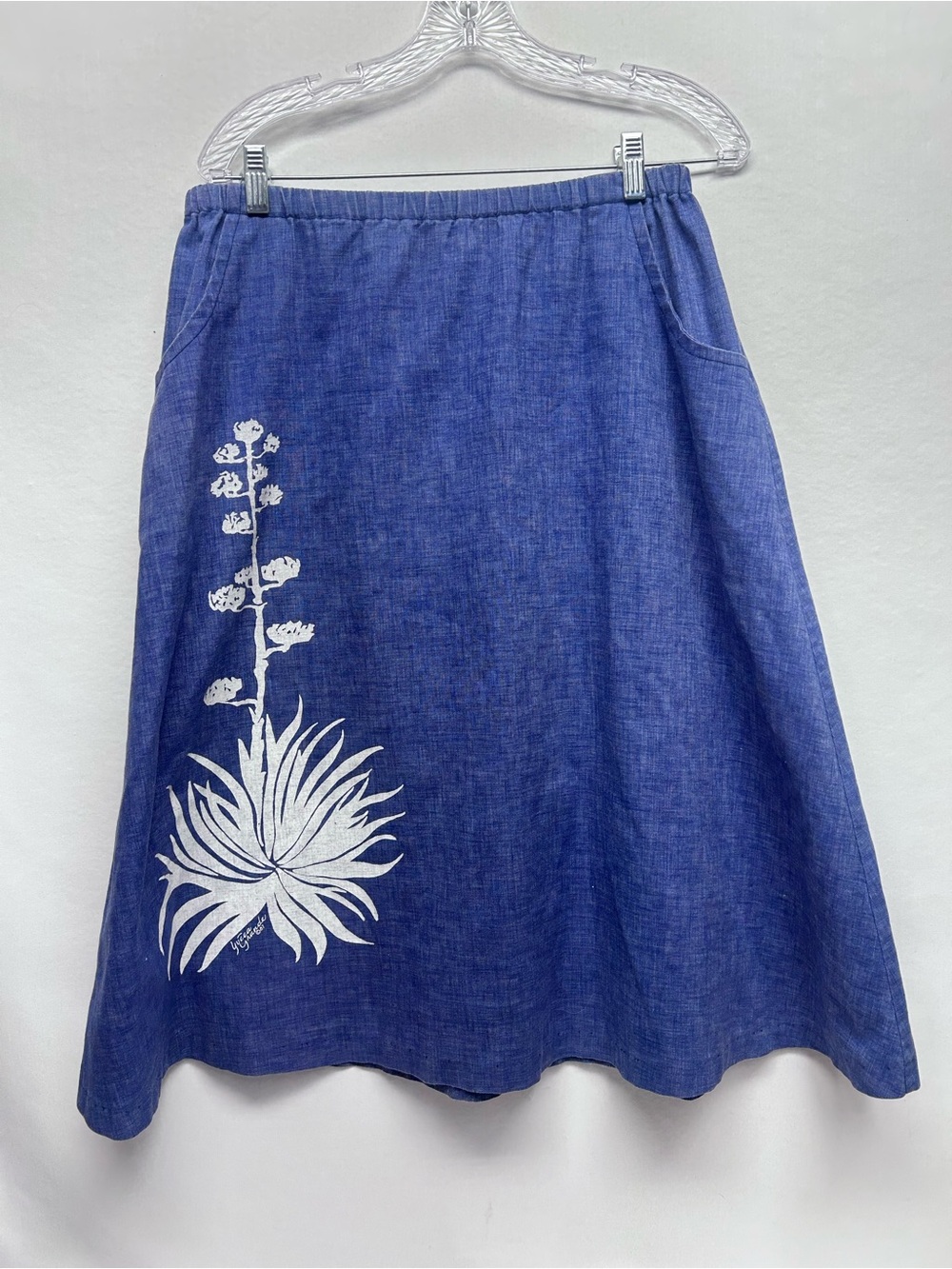 Women's Blue A-Line Skirt with White Floral Print VTG medium